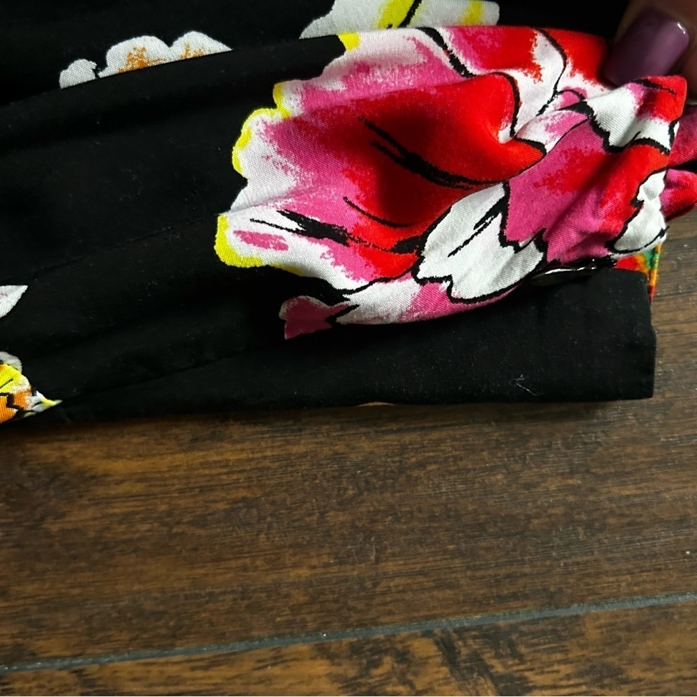 Old Navy, Women, Black Floral Dress - Picture 10 of 10